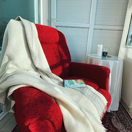 Lejlighed Hygge Flat With Heated Floors & Sunny Balcony! Alanya