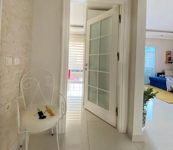 Hygge Flat With Heated Floors & Sunny Balcony! Appartement Alanya