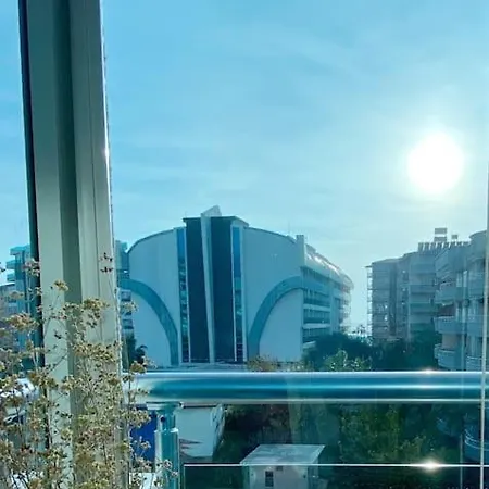 Hygge Flat With Heated Floors & Sunny Balcony! Апартаменты