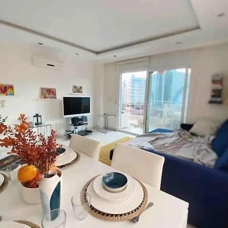 Lägenhet Hygge Flat With Heated Floors & Sunny Balcony! Alanya