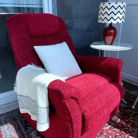 Hygge Flat With Heated Floors & Sunny Balcony!